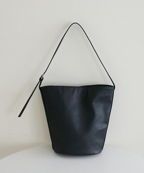 DISCOAT（ディスコート）の「コンビワンハンドルバケットショルダーバッグ（ショルダーバッグ・レディース・ブラック系その他/ブラック/ブラウン/キャメル・FREE）」の14枚目の写真
