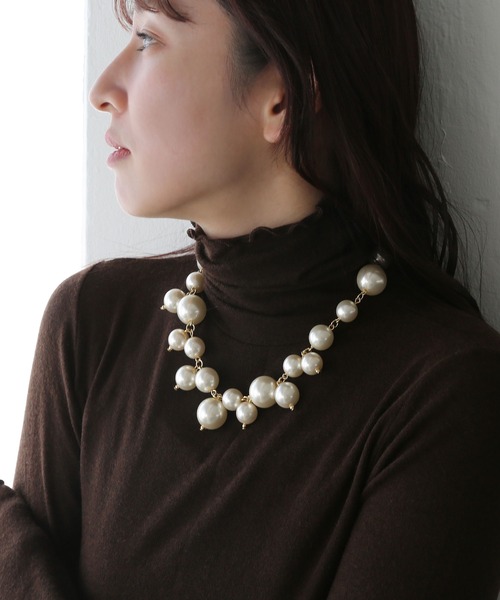 colleca la（コレカラ）の「大粒パールネックレス（ネックレス・レディース・ホワイト・FREE）」の2枚目の写真