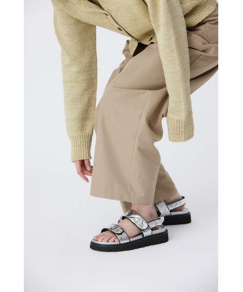 STACCATO(スタッカート)の「キルティングライトフラット(サンダル・レディース・ブラック/シルバー・22.5cm/23.0cm/23.5cm/24.0cm/24.5cm)」の15枚目の写真