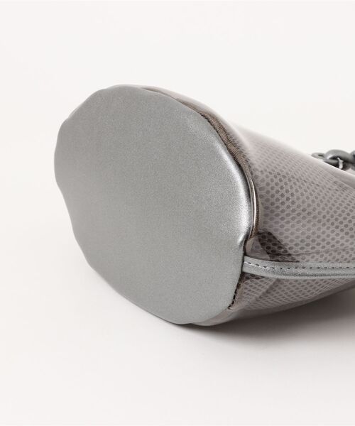 m.f.editorial(エムエフエディトリアル)の「【ポーチ付き】インナーポーチ付き クリアバッグ(ハンドバッグ・レディース・グレー/ブラウン・FREE)」の4枚目の写真