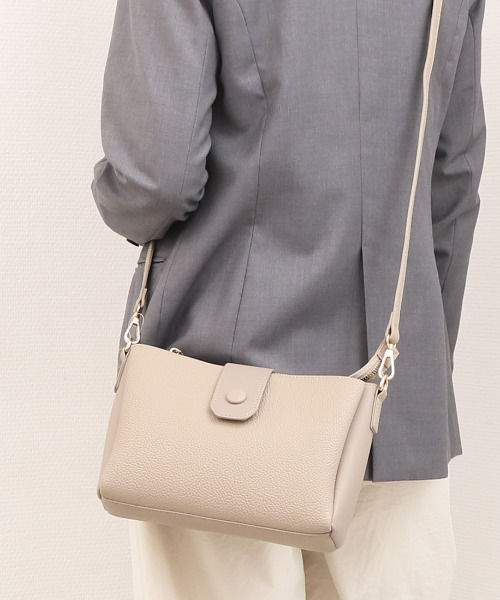 カシュカシュ cachecache / 横型3つ口ショルダーバッグ(ショルダー カシュカシュ cachecache / 横型3つ口ショルダーバッグ(ショルダー