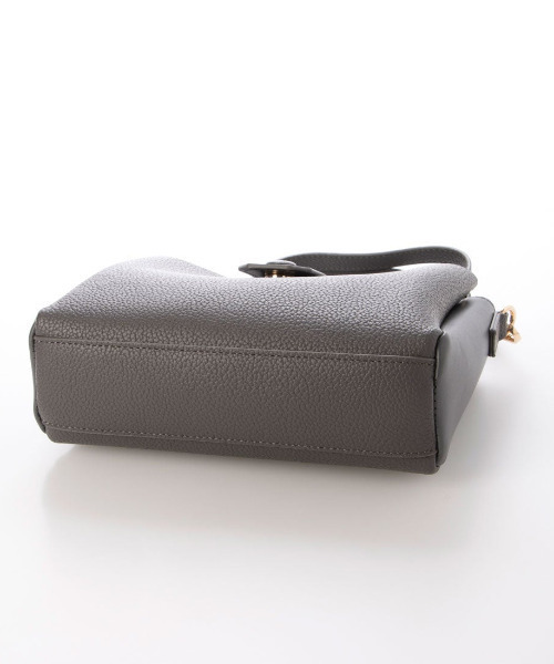cache cache(カシュ カシュ)の「カシュカシュ cachecache / 横型3つ口ショルダーバッグ(ショルダーバッグ・レディース・ベージュ/グレー/シルバー/ブラック・FREE)」の19枚目の写真
