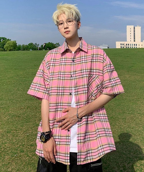 Ressaca（レサーカ）の「オーバーサイズ半袖チェック柄シャツ（シャツ/ブラウス・メンズ・ネイビー/イエロー/ブラウン/ピンク/ホワイト/ブルー/ブラック/ライトブルー・M/L/XL）」の8枚目の写真