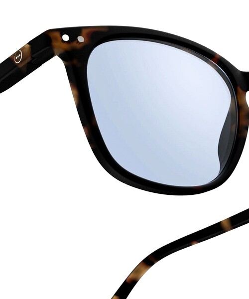 IZIPIZI（イジピジ）の「【IZIPIZI/イジピジ】SUN#E Iconic trapeze（サングラス・メンズ・ブラウン系その他/ブラウン系その他2/ダークブラウン/ブラック系その他/ブラック/ベージュ系その他・FREE）」の19枚目の写真