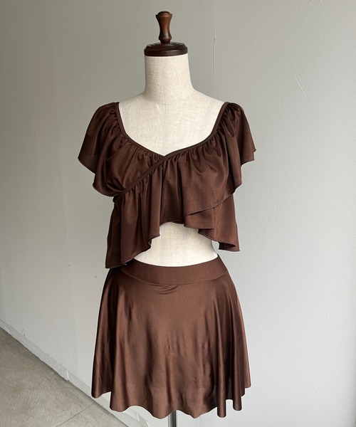 mellowneon(メロウネオン)の「2wayフリルカシュクール水着(水着・レディース・アイボリー/ブラウン/サックスブルー/ブラック・FREE)」の16枚目の写真