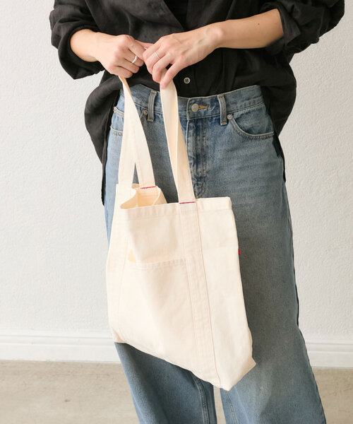 RIVE DROITE(リヴドロワ)の「【MONN.:.(モン)】color TOTE BAG(ハンドバッグ・レディース・サックスブルー/アイボリー/ピンク・FREE)」の4枚目の写真