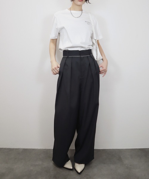 Reurie'（レウリィ）の「バックロゴT／back logo T 半袖 クルーネック 英字ロゴ シンプル カジュアル ベーシック 韓国 ノームコア（Tシャツ/カットソー・レディース・ブラック/ホワイト・FREE）」の13枚目の写真