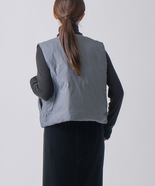 miffew（ミフュー）の「「miffew/ ミフュー」COLLARLESS DOWN VEST（ダウンジャケット/コート・レディース・バーガンディー/ブラック/チャコールグレー/ライトイエロー・1/2/4/3）」の9枚目の写真