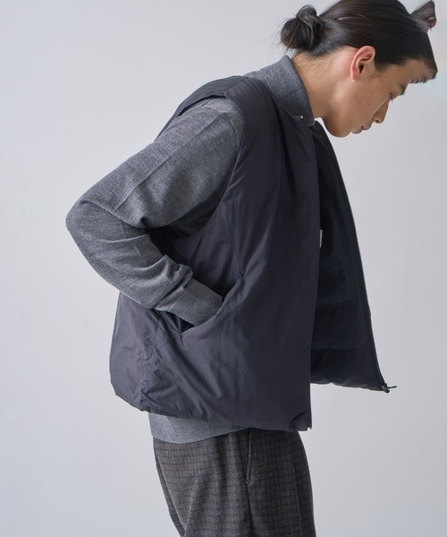 miffew（ミフュー）の「「miffew/ ミフュー」COLLARLESS DOWN VEST（ダウンジャケット/コート・レディース・バーガンディー/ブラック/チャコールグレー/ライトイエロー・1/2/4/3）」の11枚目の写真