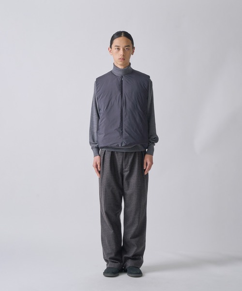 miffew（ミフュー）の「「miffew/ ミフュー」COLLARLESS DOWN VEST（ダウンジャケット/コート・レディース・バーガンディー/ブラック/チャコールグレー/ライトイエロー・1/2/4/3）」の16枚目の写真