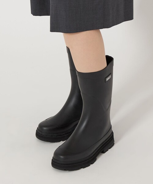AIGLE(エーグル)の「<AIGLE>ミッドレイン ラバーブーツ(レインシューズ・レディース・ブラック・36/37/38/39)」の4枚目の写真