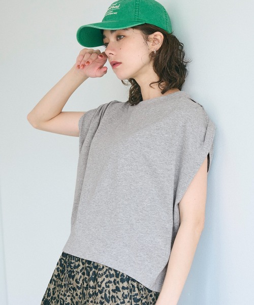 coca(coca)(コカ)の「袖タックTシャツ(Tシャツ/カットソー・レディース・グレー/ホワイト/ブラック/ライトグリーン・M/S/L)」の3枚目の写真