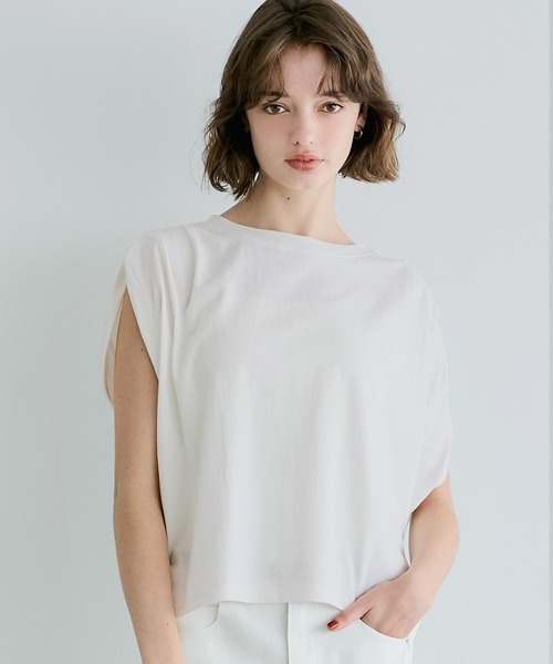 coca(coca)(コカ)の「袖タックTシャツ(Tシャツ/カットソー・レディース・グレー/ホワイト/ブラック/ライトグリーン・M/S/L)」の2枚目の写真