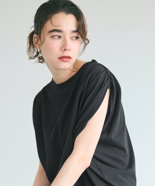coca(coca)(コカ)の「袖タックTシャツ(Tシャツ/カットソー・レディース・グレー/ホワイト/ブラック/ライトグリーン・M/S/L)」の15枚目の写真
