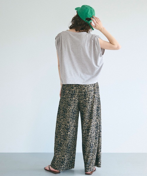 coca(coca)(コカ)の「袖タックTシャツ(Tシャツ/カットソー・レディース・グレー/ホワイト/ブラック/ライトグリーン・M/S/L)」の22枚目の写真