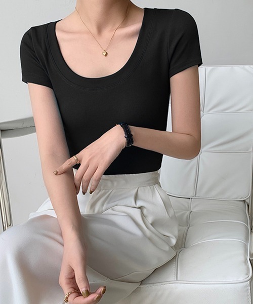ReRe(リリ)の「UネックシンプルTシャツ(Tシャツ/カットソー・レディース・グレー/ダークグリーン/グレイッシュベージュ/ブラック/ホワイト/グリーン/レッド/イエロー/パープル/インディゴブルー・FREE)」の20枚目の写真