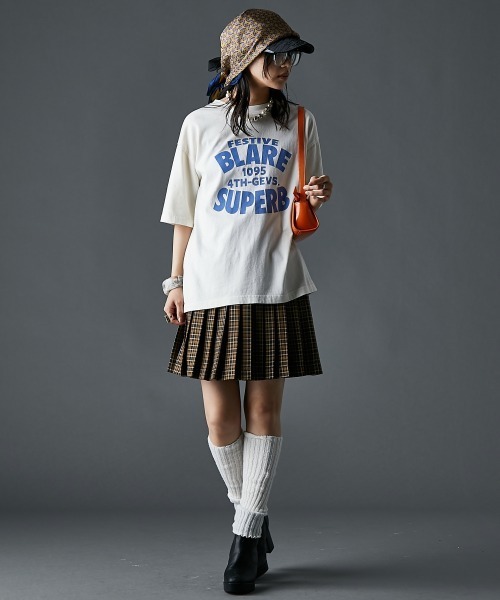 GEVS.(ジェイヴィス)の「綿100%ピグメント染ロゴプリントTシャツ<大きいサイズ有>GEVS.(Tシャツ/カットソー・レディース・スミクロ/アイボリー・M/L/LL/3L/4L/5L)」の10枚目の写真