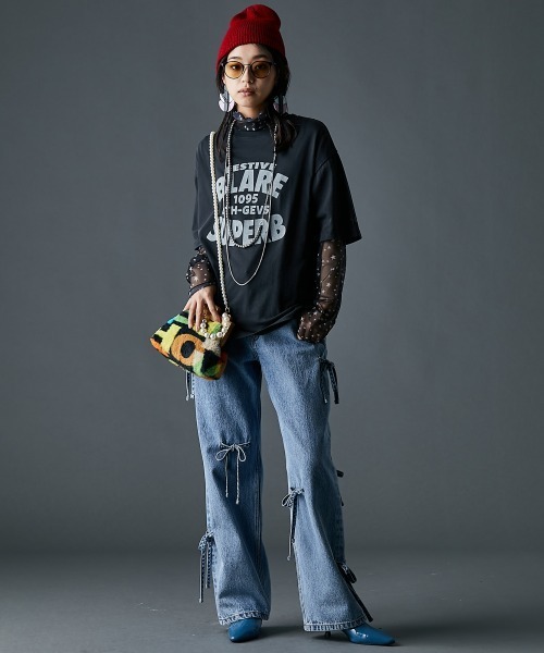 GEVS.(ジェイヴィス)の「綿100%ピグメント染ロゴプリントTシャツ<大きいサイズ有>GEVS.(Tシャツ/カットソー・レディース・スミクロ/アイボリー・M/L/LL/3L/4L/5L)」の11枚目の写真