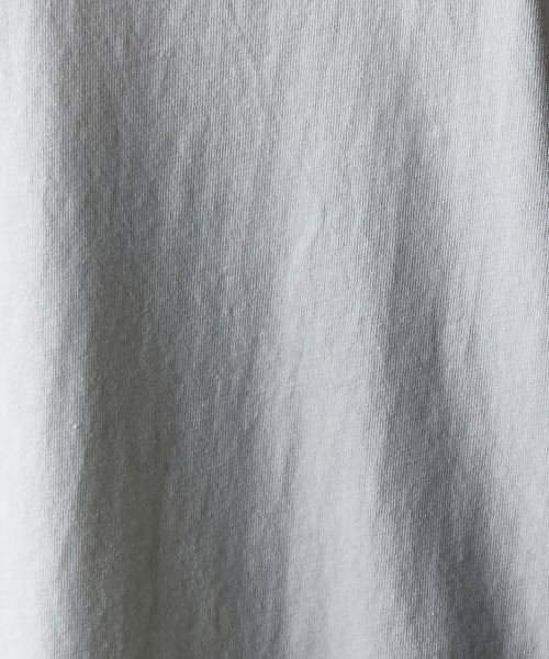 GEVS.(ジェイヴィス)の「綿100%ピグメント染ロゴプリントTシャツ<大きいサイズ有>GEVS.(Tシャツ/カットソー・レディース・スミクロ/アイボリー・M/L/LL/3L/4L/5L)」の18枚目の写真