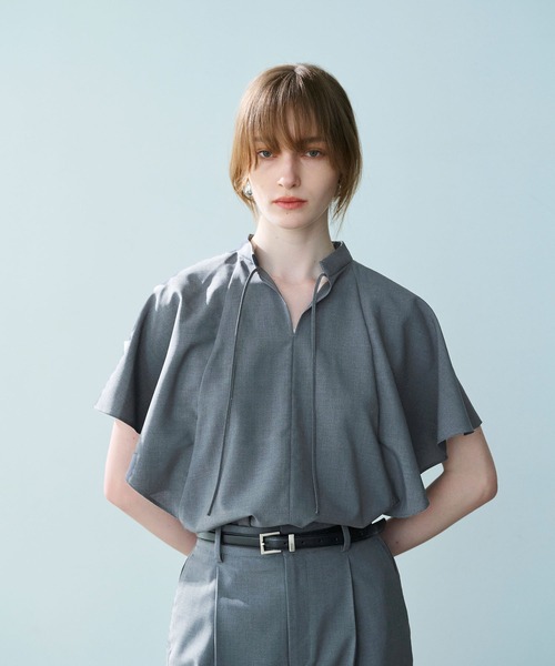 N.O.R.C(ノーク)の「ウォッシャブルラッフルブラウス【CLEAN MOTION】(シャツ/ブラウス・レディース・チャコール/ネイビー/オフホワイト・フリー)」の2枚目の写真