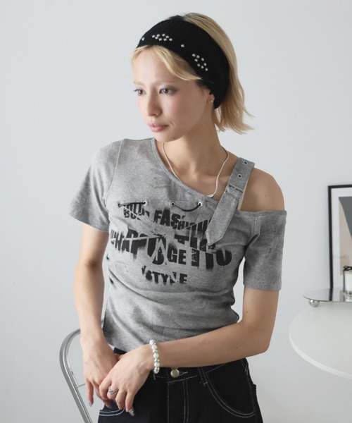 Ulysses(ユリシス)の「ベルトデザインワンショルダーTシャツ(Tシャツ/カットソー・レディース・グレー/ブラック/ホワイト・F)」の17枚目の写真
