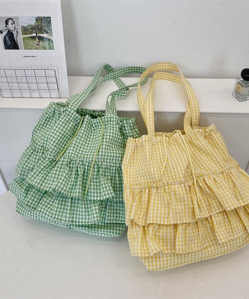 Mignonjour（ミニョンジュール）の「Mignonjour/フリルチェック柄トートバッグ M2790（トートバッグ・レディース・ブラック/グリーン/イエロー/レッド/ブルー・FREE）」の4枚目の写真