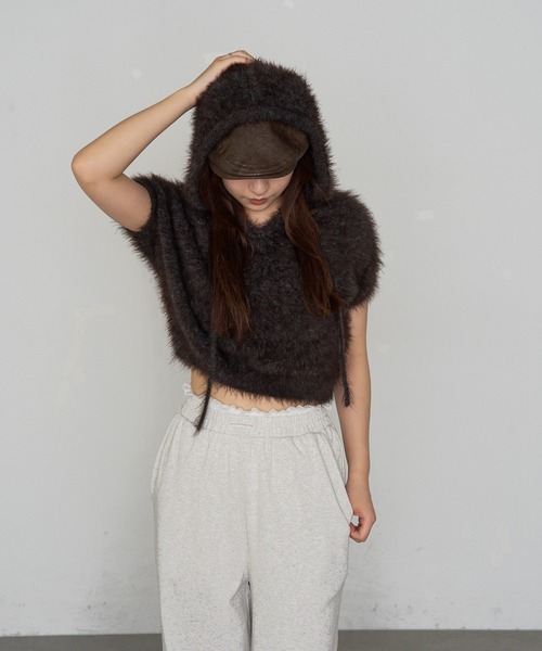 RAY CASSIN（レイカズン）の「シャギーフード半袖ニットプルオーバー（ニット/セーター・レディース・アイボリー/チャコールグレー/ベージュ・FREE）」の18枚目の写真