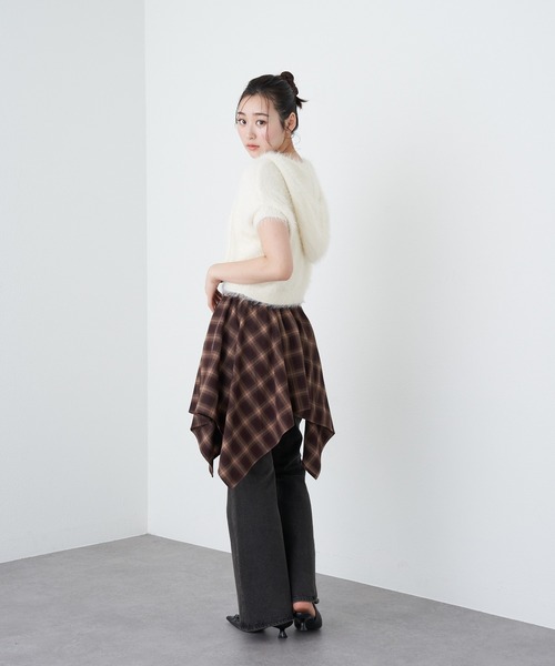 RAY CASSIN（レイカズン）の「シャギーフード半袖ニットプルオーバー（ニット/セーター・レディース・アイボリー/チャコールグレー/ベージュ・FREE）」の7枚目の写真