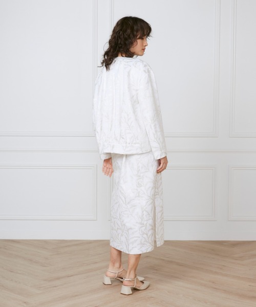 INED(イネド)の「フロントジップブルゾン《la veille by SUPERIOR CLOSET》(ブルゾン・レディース・アイボリー・7号)」の4枚目の写真