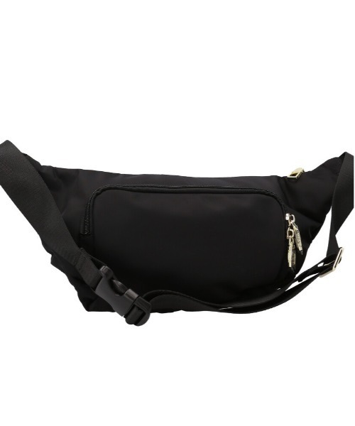 LIZDAYS(リズデイズ)の「LIZDAYS キルティングナイロンボディバッグ フロントロゴ(ボディバッグ/ウエストポーチ・レディース・ブラック・FREE)」の3枚目の写真