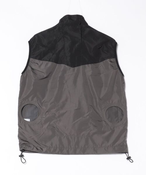NAVY(ネイビー)の「NAVYファン付きベスト【空調風神服(R)」×「EXFROZEN」コラボ! 】(小型軽量 大容量バッテリー ファン着脱式 保冷剤専用ポケット)(ベスト・メンズ・チャコールグレー/ブラック/カーキ・M/L/XL)」の10枚目の写真