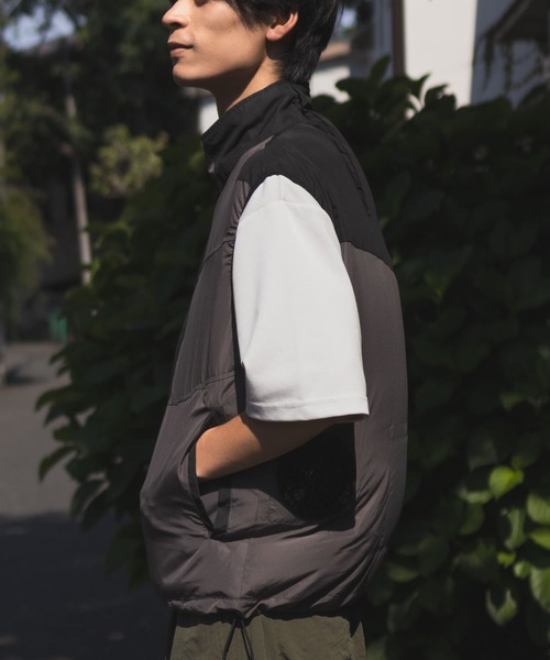 NAVY(ネイビー)の「NAVYファン付きベスト【空調風神服(R)」×「EXFROZEN」コラボ! 】(小型軽量 大容量バッテリー ファン着脱式 保冷剤専用ポケット)(ベスト・メンズ・チャコールグレー/ブラック/カーキ・M/L/XL)」の17枚目の写真