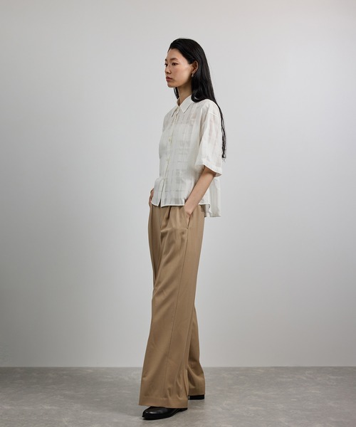 ROPE'(ロペ)の「【洗える】シアーチェッククロップド5分袖シャツ/セットアップ対応(シャツ/ブラウス・レディース・ホワイト・FREE)」の17枚目の写真