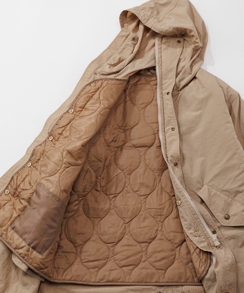 KAVU(カブー)の「KAVU/カブー Nylon Hooded Coat/ナイロンフーデッドコート(ナイロンジャケット・メンズ・サンドベージュ/カーキ/ブラック・MEDIUM/LARGE)」の21枚目の写真