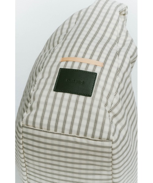 Knuth Marf(クヌースマーフ)の「label checkered shirts bag(ショルダーバッグ・レディース・ホワイト・ONE SIZE)」の9枚目の写真