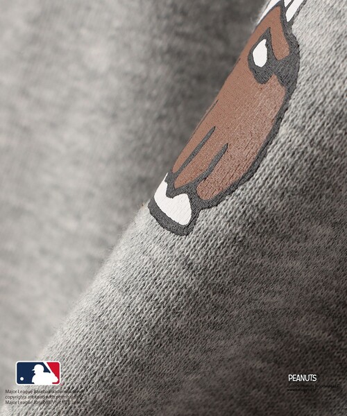 SHIPS(シップス)の「SHIPS KIDS:130~170cm / PEANUTS×MLB プリント スウェット(スウェット・キッズ・オフホワイト/ブラック/ブルー/グレー・X-LARGE/LARGE/XX-LARGE)」の14枚目の写真