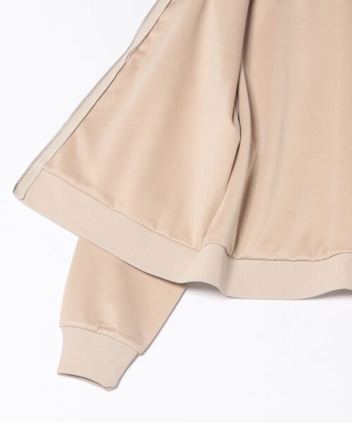 ALLSAINTS（オールセインツ）の「MIRRI JERSEY BOMBER JACKET | MIRRI ジャージー ボンバー ジャケット（MA-1・レディース・ホワイト・XS/S/M/L）」の9枚目の写真