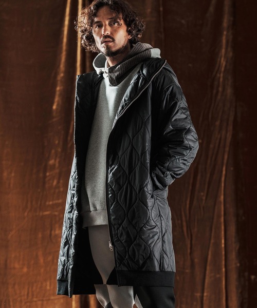 ANGENEHM（アンゲネーム）の「mj10979-Wave Quilted Zip Hooded Coat フーディーコート(AG05-011acf)（その他アウター・メンズ・ブラック/パープル・M/S/L）」の8枚目の写真