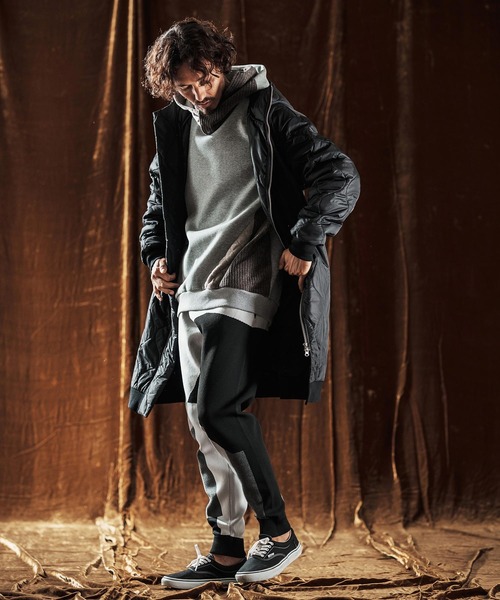 ANGENEHM（アンゲネーム）の「mj10979-Wave Quilted Zip Hooded Coat フーディーコート(AG05-011acf)（その他アウター・メンズ・ブラック/パープル・M/S/L）」の12枚目の写真