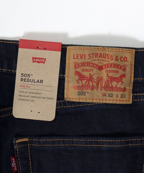 Levi's(リーバイス)の「Levi's/リーバイス 505 REGULAR STRAIGHT ストレッチデニム レギュラーストレート(デニムパンツ・メンズ・インディゴブルー/ダークインディゴブルー/ワンウォッシュ/ブラック・28inch/29inch/30inch/31inch/32inch/33inch/34inch/36inch)」の16枚目の写真
