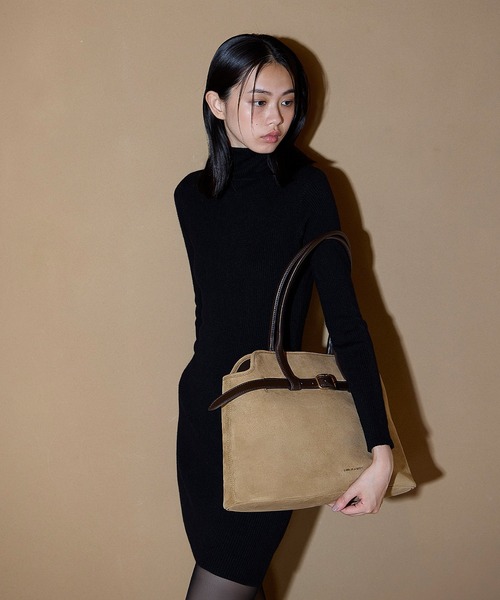 Victoria ヴィクトリア ベルトトラペーズトートバッグ Victoria ヴィクトリア ベルトトラペーズトートバッグ（トートバッグ