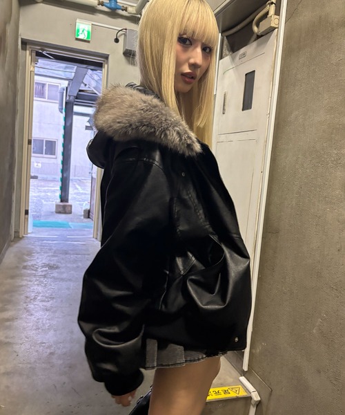 Figments(フィグメンツ)の「N2B合皮ジャケット(ブルゾン・レディース・ブラック・LARGE/MEDIUM)」の17枚目の写真