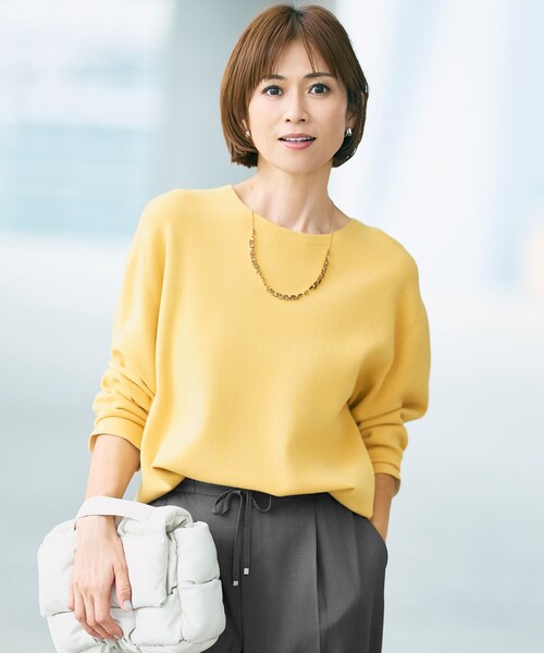 自由区(ジユウク)の「レーヨンストレッチベーシックシルエット ニット(ニット/セーター・レディース・ワイン系/イエロー系/ブラック系/ライトグレー系・44)」の3枚目の写真
