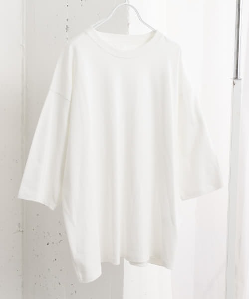 SENSE OF PLACE by URBAN RESEARCH(センスオブプレイスバイアーバンリサーチ)の「『ユニセックス』エクストラルーズアソートTシャツ(Tシャツ/カットソー・メンズ・ホワイト/ホワイト系その他/ブラック/ブラック系その他・MEDIUM/LARGE)」の17枚目の写真