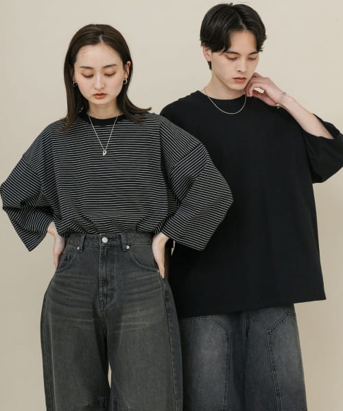 SENSE OF PLACE by URBAN RESEARCH(センスオブプレイスバイアーバンリサーチ)の「『ユニセックス』エクストラルーズアソートTシャツ(Tシャツ/カットソー・メンズ・ホワイト/ホワイト系その他/ブラック/ブラック系その他・MEDIUM/LARGE)」の7枚目の写真