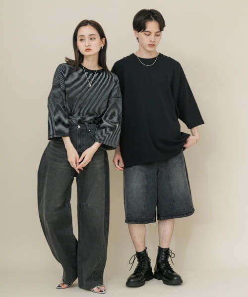 SENSE OF PLACE by URBAN RESEARCH(センスオブプレイスバイアーバンリサーチ)の「『ユニセックス』エクストラルーズアソートTシャツ(Tシャツ/カットソー・メンズ・ホワイト/ホワイト系その他/ブラック/ブラック系その他・MEDIUM/LARGE)」の9枚目の写真