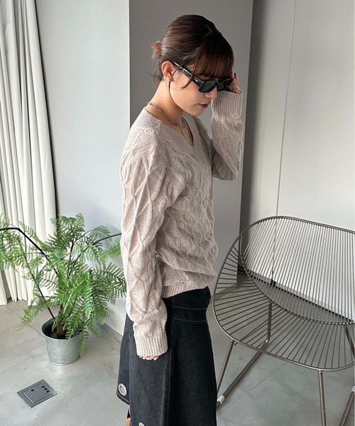 sedacle girl（セダクルガール）の「ラメシアーケーブル編みニット（ニット/セーター・レディース・グリーン/ブラック/ベージュ・SMALL/MEDIUM）」の15枚目の写真