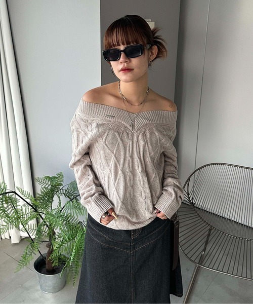 sedacle girl（セダクルガール）の「ラメシアーケーブル編みニット（ニット/セーター・レディース・グリーン/ブラック/ベージュ・SMALL/MEDIUM）」の11枚目の写真