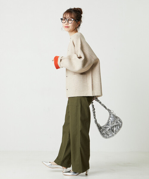 FREAK'S STORE（フリークスストア）の「限定展開　裏配色 スナップ ニット カーディガン（カーディガン/ボレロ・レディース・ベージュ/ネイビー/ナチュラル/チャコールグレー/グレー/ブラック/ブラウン・ﾌﾘ-）」の17枚目の写真