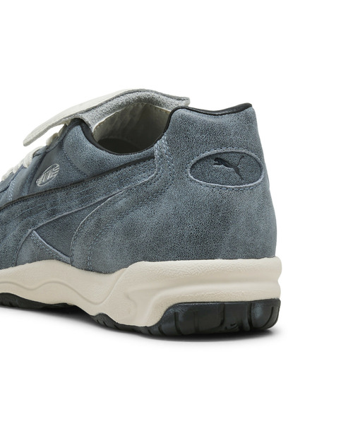 PUMA(プーマ)の「PUMA プーマ ユニセックス キング インドア プレミアム スニーカー(スニーカー・メンズ・ブラック×ホワイト/ライトインディゴブルー・26.5cm/25.5cm/22.0cm/26.0cm/25.0cm/24.0cm/23.0cm/24.5cm/23.5cm/22.5cm/28.0cm/27.0cm/28.5cm/27.5cm)」の14枚目の写真